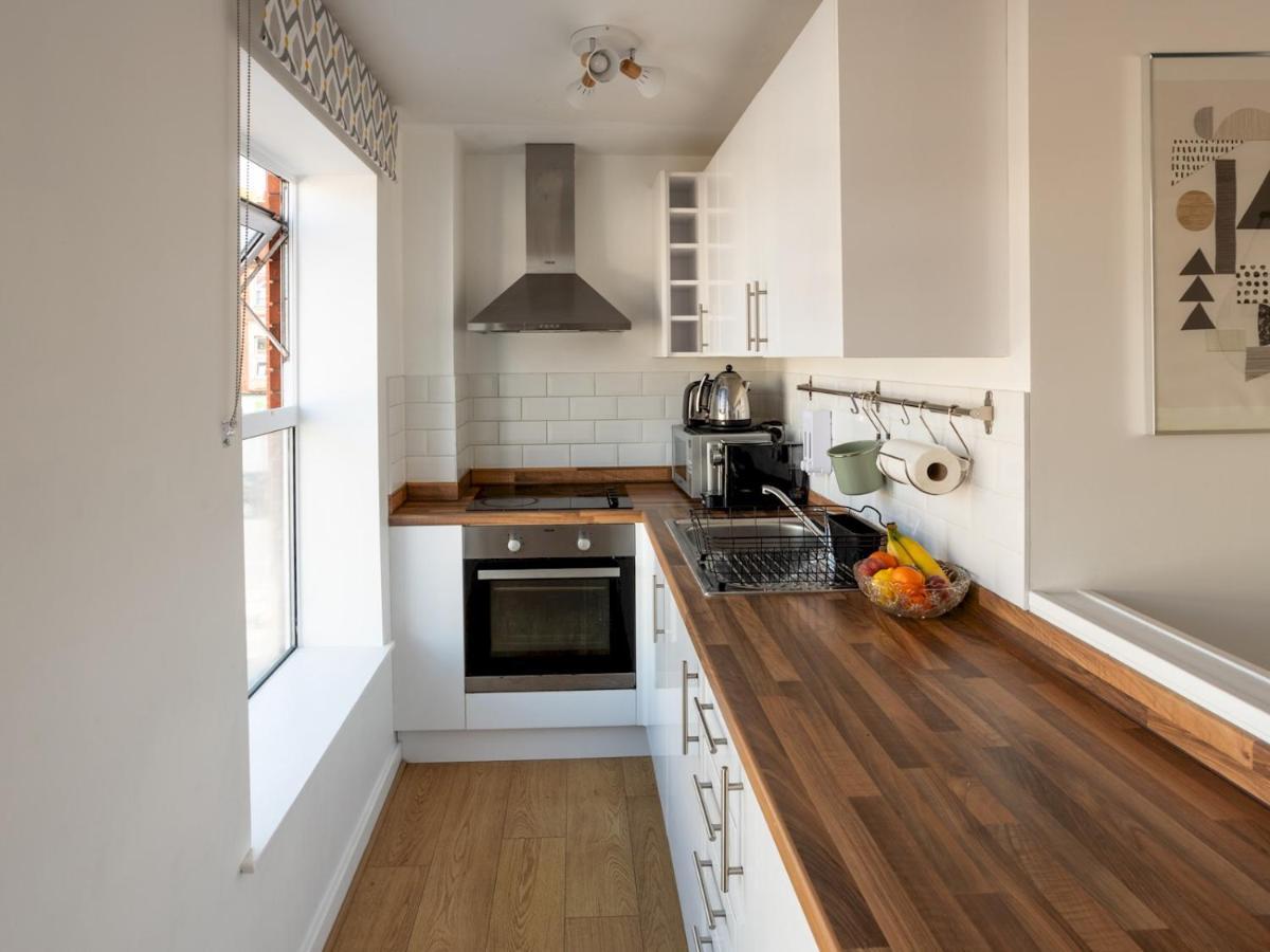 בורנמות' Pass The Keys Modern Stylish Apartment With Parking מראה חיצוני תמונה